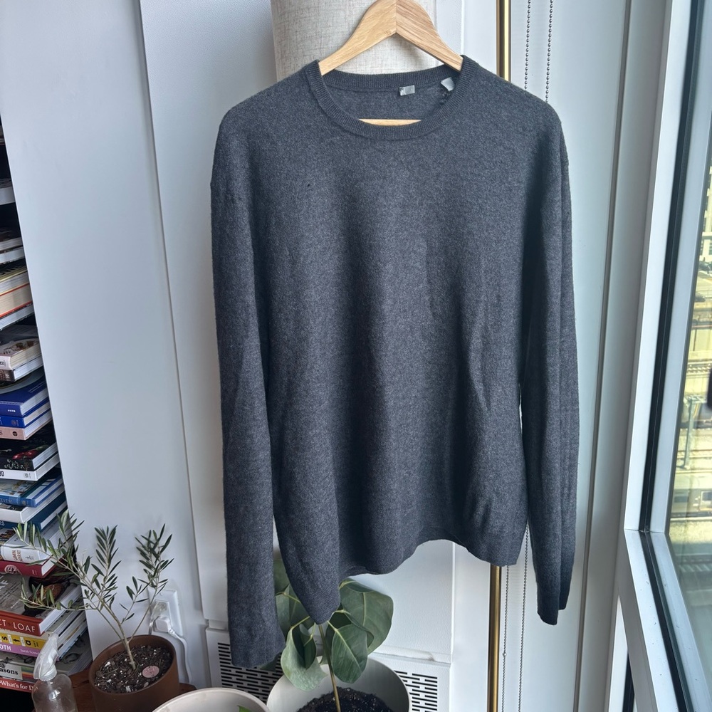 Vince Cashmere Crewneck Sweater